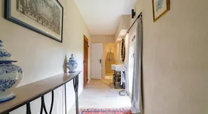 Chateau de Sainte Jalle - Image 3