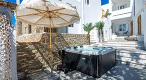 Mykonos Double Luxury Suites Collection-With External Hot spa Adults only - Image 3