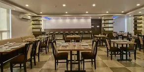 Regenta Inn Airport by Royal Orchid Hotels - Image 2