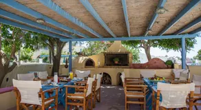 Asterias Mini Coastal Apartments - Image 3