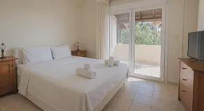 Encore Seaside Villa by Granari Rentals - Image 2