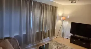 A cozy One Bedroom in a 2 bedroom flat - Image 2