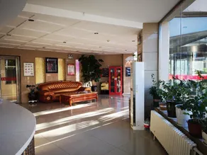 Xincheng Hotel - Image 5