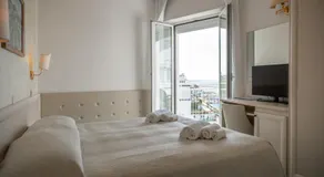 Hotel Nord Est - Image 2