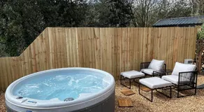 Berwyn Lodge - Image 2