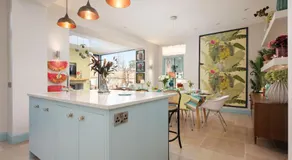 Eskbank Terrace Spacious House - Image 4