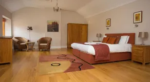 Decoy Country Cottages - Image 2