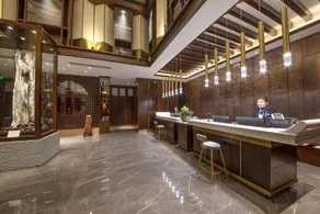 Sanjin International Hotel (Wuyi Station Development Avenue) - Image 3