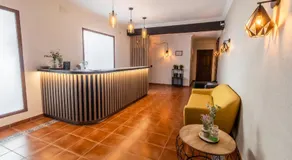 Hostal El Bomba - Image 2