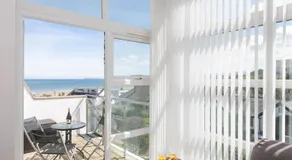 2 Bed Sea View Apartment with Balcony Parking - Pass the Keys - Image 3