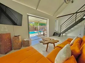 Villa Fare Mananui 2 chambres avec piscine et jardin - Image 2