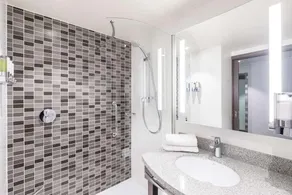 Hampton Inn Aberdeen, United Kingdom - Image 3