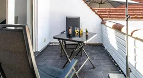 Gemutliche 2-Zimmer Wohnung - Balkon - Parkplatz - Smart TV - Arbeitsplatz - Image 4
