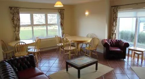 Applewood Heights - Image 2