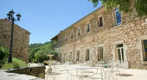 Logis Hôtel Restaurant Le Domaine de l'Eau Vive - Image 4
