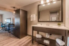 The Hotel Y, a Dazzler Select by Wyndham - Image 2
