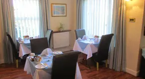 Gate Lodge Guest House - Image 2
