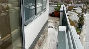 One bedroom with Great city views - Image 3