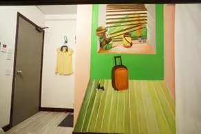 Jordan Triple Room, 3, 703-3, beside Jordan MTR Station, Private Bathroom, Luggage Storage, Elevator - Image 3