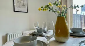 Rosebay Gardens, Cheltenham - Delightful, charming and very spacious 4BR Retreat - Image 4