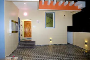 Sri Krishna Palace - Image 2