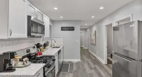Cozy 4BR 2BA Worth Home - Image 2