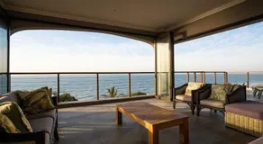 6 Bedroom Tuscan Styled Home in Umdloti Beach - Image 3