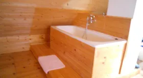 Cabin Menka - Image 4