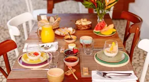Green 53 Boutique Hotel - Image 5