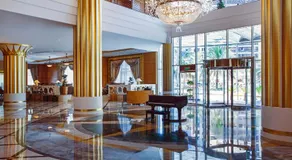 Corniche Hotel Abu Dhabi - Image 2