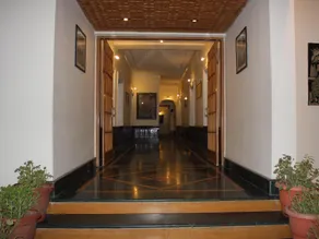 Hotel Meridien - Image 4