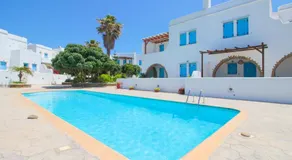 2BR Fully Equiped Cottage Home - Near the Beach - Image 3