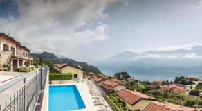 La Quiete 56 Lake view Apartment by Gardadomusmea - Image 3