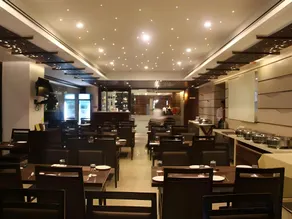 Tarawade Clarks Inn Pune - Image 2