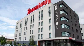 K Hotel - Image 3