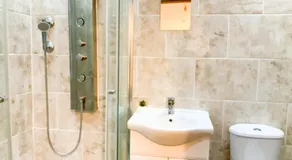 Battersea apartment - Image 2