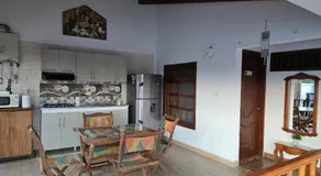Casa Vieja Alba Inés con Estacionamiento Buga - Image 4