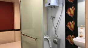 Lap Shun Hostel - Image 2