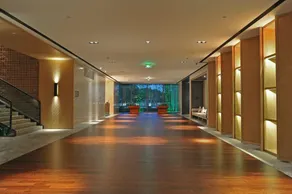 Fubang Sunhu Hotel - Image 2
