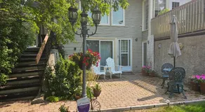 Fenêtre Colline Cozy Apartment Suite au Scenic Saint- Albert - Image 4