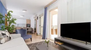 Garden Palace Resort - Image 2