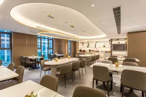 Home Inn Plus Linyi Wuzhou Lake Grand Theater - Image 4