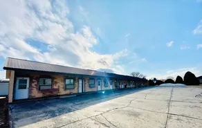 Hotel O Hillcrest Norton KS Hwy 36 - Image 5