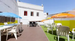 Suntrap Hostel - Image 2
