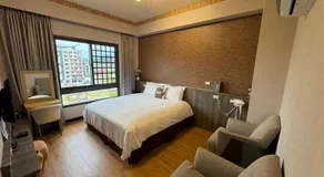 Otter Hotel - Image 4