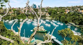 MOS17 - 1 bedroom w views-Mosman - Image 4