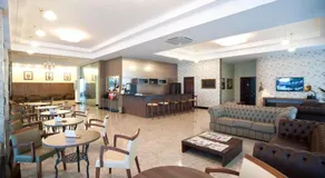 Hotel Lang Palace - Fica no Centro da Cidade - Image 3