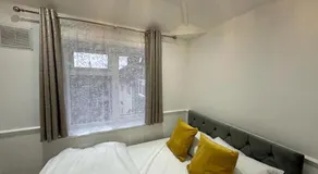 Cosy Smart/Small Double Room in Keedonwood Road Bromley - Image 2