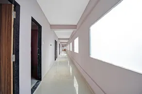 Hotel O Anant - Image 3