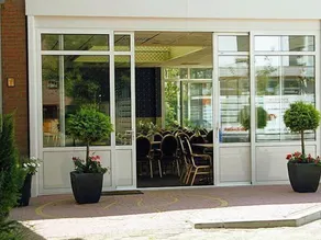 Hotel Zwanenburg Amsterdam Airport - Image 3